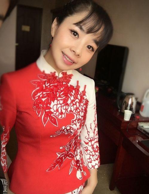 王二妮裸睡照片曝光